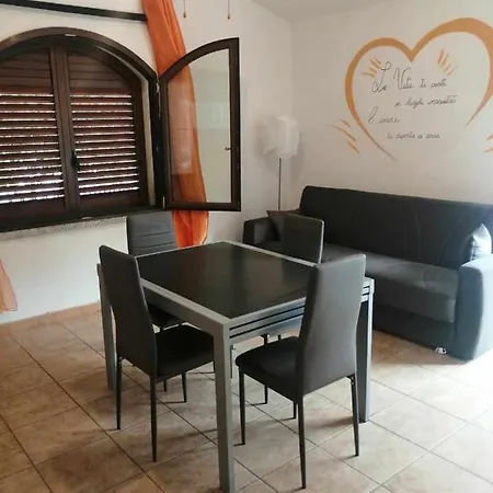 Casa Vacanze Rossana Apartment *